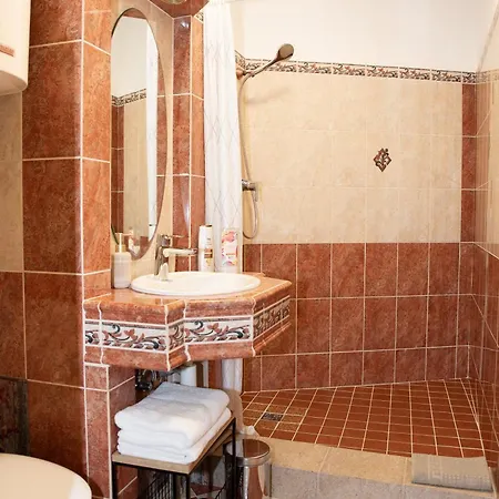 U Radnice, 3 *